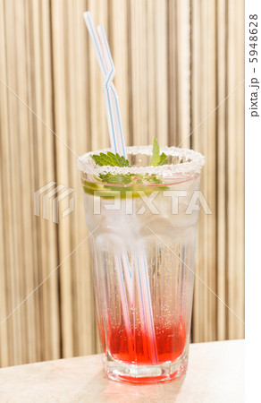 cocktail with mint 5948628