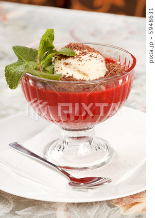 summer dessert 5948631