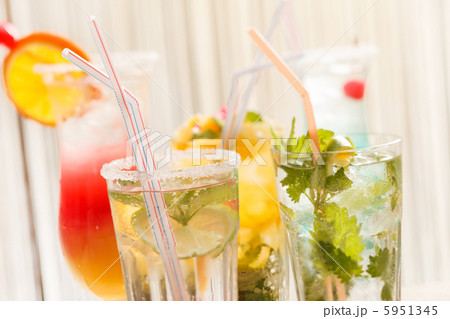 cocktails in the bar 5951345