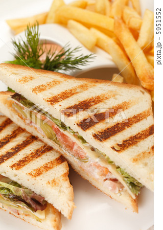 Sandwiches with French fried potatoes Sandwiches with French fried potatoes 5951552