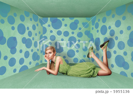 surprised blonde in pink dress surprised blonde in pink dress 5955136
