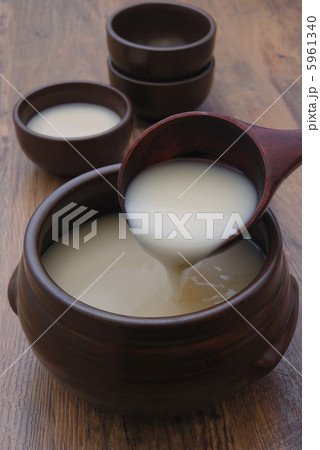 マッコリ 5961340