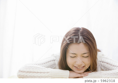 若い女性のポートレート 5962318