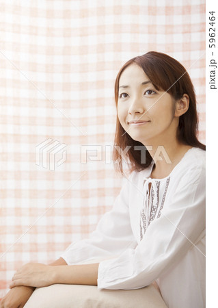 若い女性のポートレート 5962464