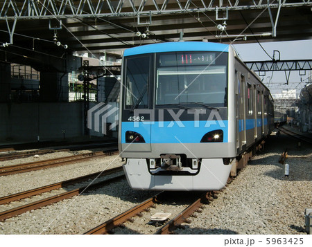 小田急線　4000形　　相模大野駅 5963425