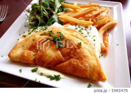 オムレツ フライドポテト オムレツ フライドポテト 5963470