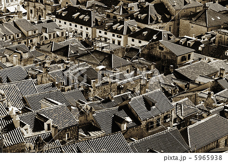 Rooftops of Dubrovnik old town 5965938