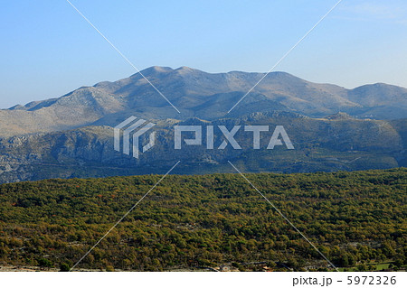 クロアチアのカルスト地形 5972326