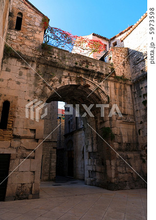 スプリット 5973598