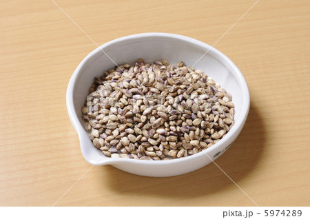 雑穀米（もち麦） 5974289