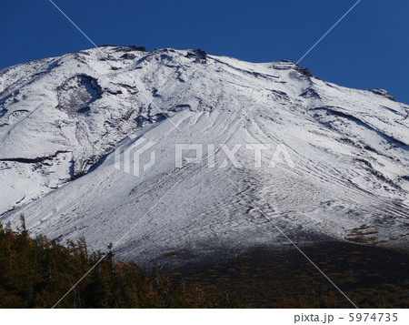 富士山五合目 冠雪 富士山五合目 冠雪 5974735