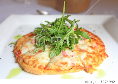 おいしいピザ 5974992