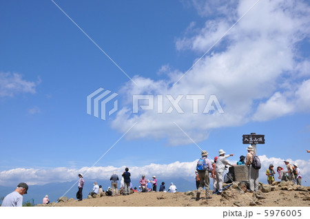 信州の入笠山 5976005