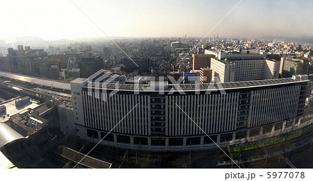 京都駅ビル・大空広場からの風景 5977078