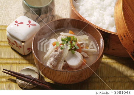 味噌汁 5981048