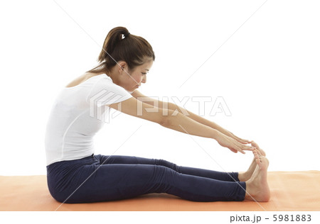 女性・トレーニング 5981883