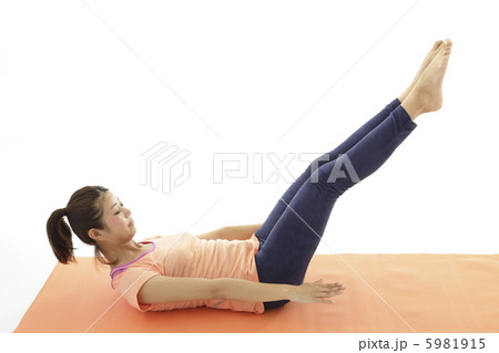 女性・トレーニング 5981915