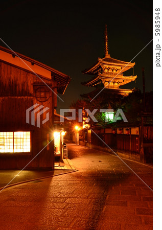 京都　八坂の塔　（法観寺） 5985948