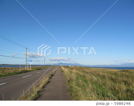 北海道　野付半島の道 5986246