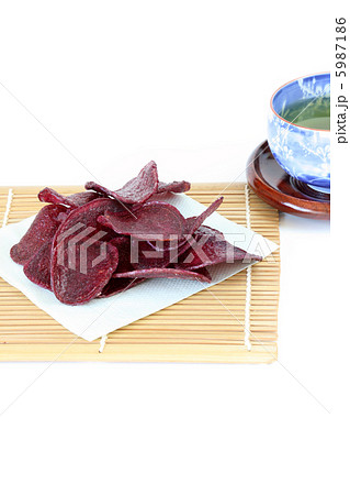 紫芋チップスとお茶タテ 紫芋チップスとお茶タテ 5987186