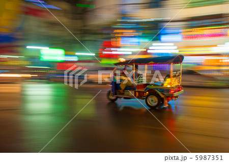 Tuk-tuk in motion blur, Bangkok, Thailand 5987351