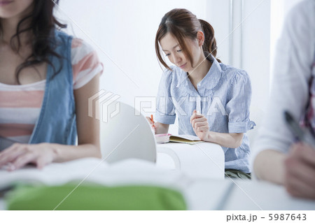授業風景 5987643