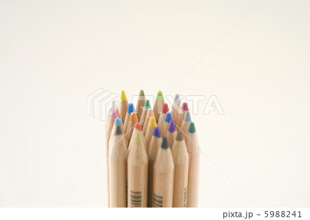 色鉛筆の束 5988241