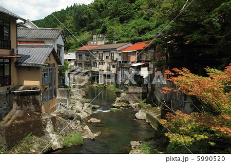 寂れた温泉街の写真素材