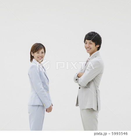 ビジネスマンとビジネスウーマン 5993546