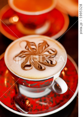 cappuccino cup 5995328