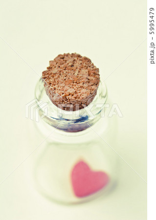 heart in the bottle 5995479