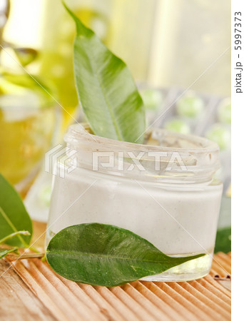 bottle of organic cream bottle of organic cream 5997373