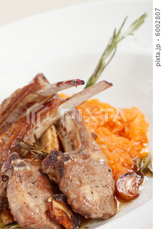 grilled ribs 6002807