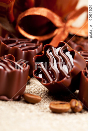 chocolate sweets chocolate sweets 6004626