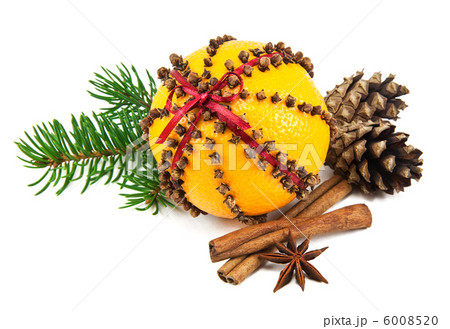 Christmas clove and orange pomander 6008520