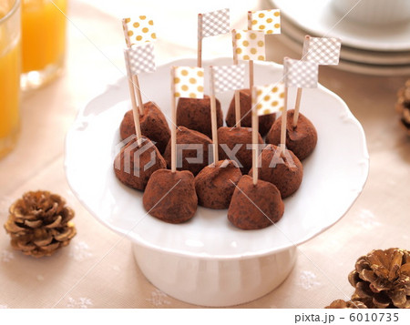 チョコレートをどうぞ 6010735