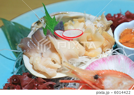 おいしい刺身の盛り合わせ おいしい刺身の盛り合わせ 6014422