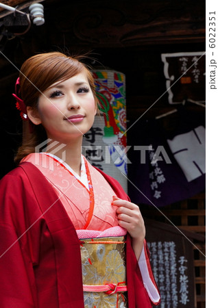 着物姿の女性 6022351