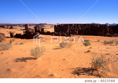 エネディ山地の奇岩 エネディ山地の奇岩 6023566
