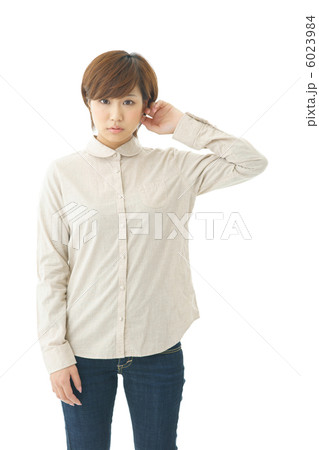 若い女性 若い女性 6023984