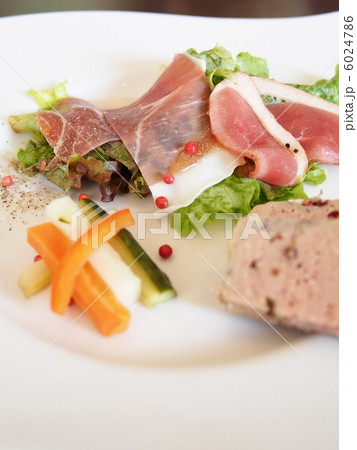 アンティパストミスト 6024786