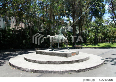 馬の銅像 6026366