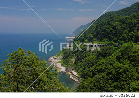 夏の親不知 6026622