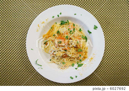 しらす、トマトとボッタルガのスパゲティーニ 6027692