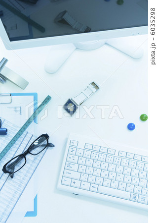 ビジネスデスクイメージ ビジネスデスクイメージ 6035298