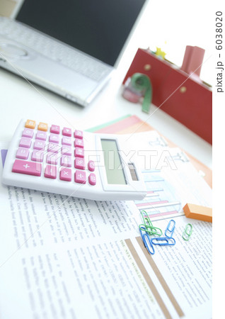 ビジネスデスクイメージ 6038020