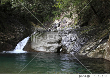 桐原滝群　第一の滝 6039388