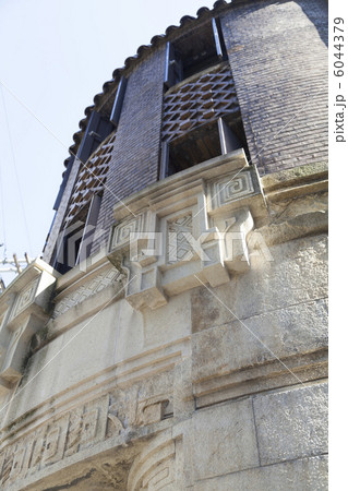 レトロなビル レトロなビル 6044379