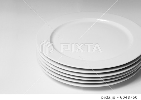 Plates 6048760