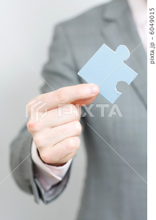 The missing piece The missing piece 6049015
